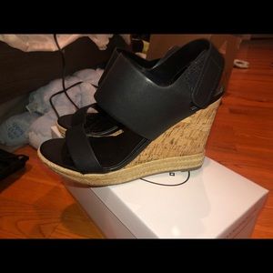Charles David wedges